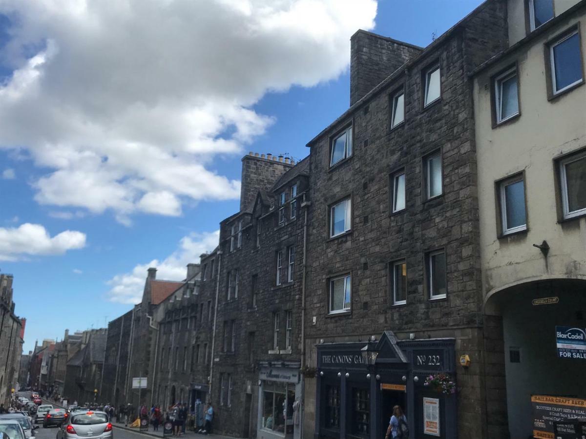 Crags View Apartment On The Royal Mile EDI Kültér fotó